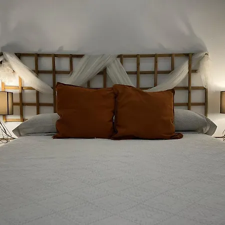 50m Playa Caleta Y Teatro Falla Grupo Ac Gestion Apartman *