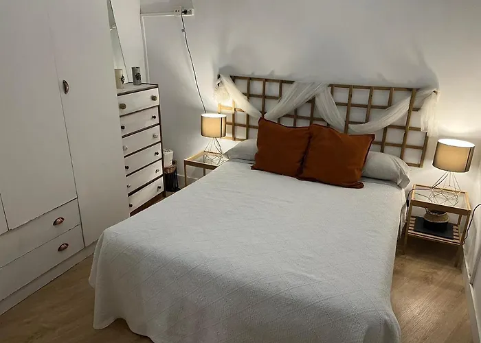 50m Playa Caleta Y Teatro Falla Grupo Ac Gestion Apartman Cádiz