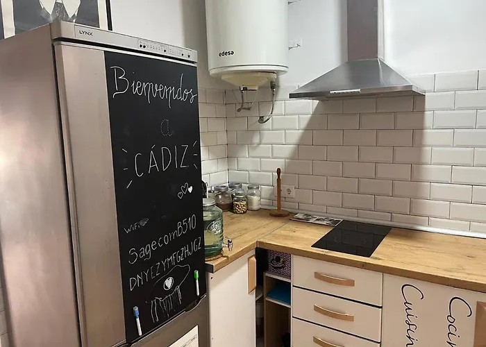 50m Playa Caleta Y Teatro Falla Grupo Ac Gestion Apartman